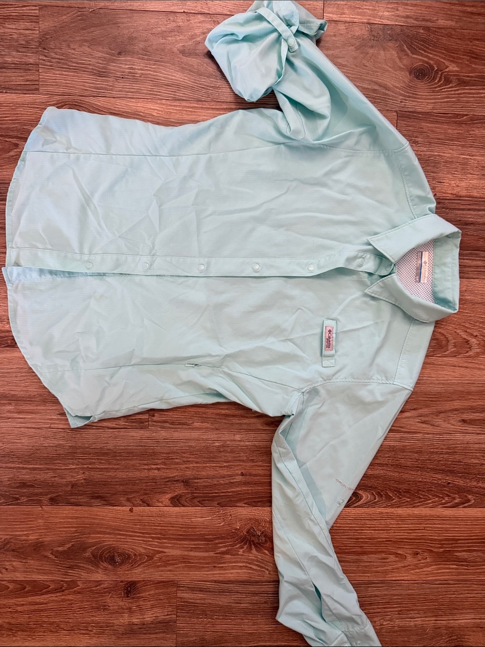 Columbia Men's Mint Green Long-Sleeve Button-Down Shirt